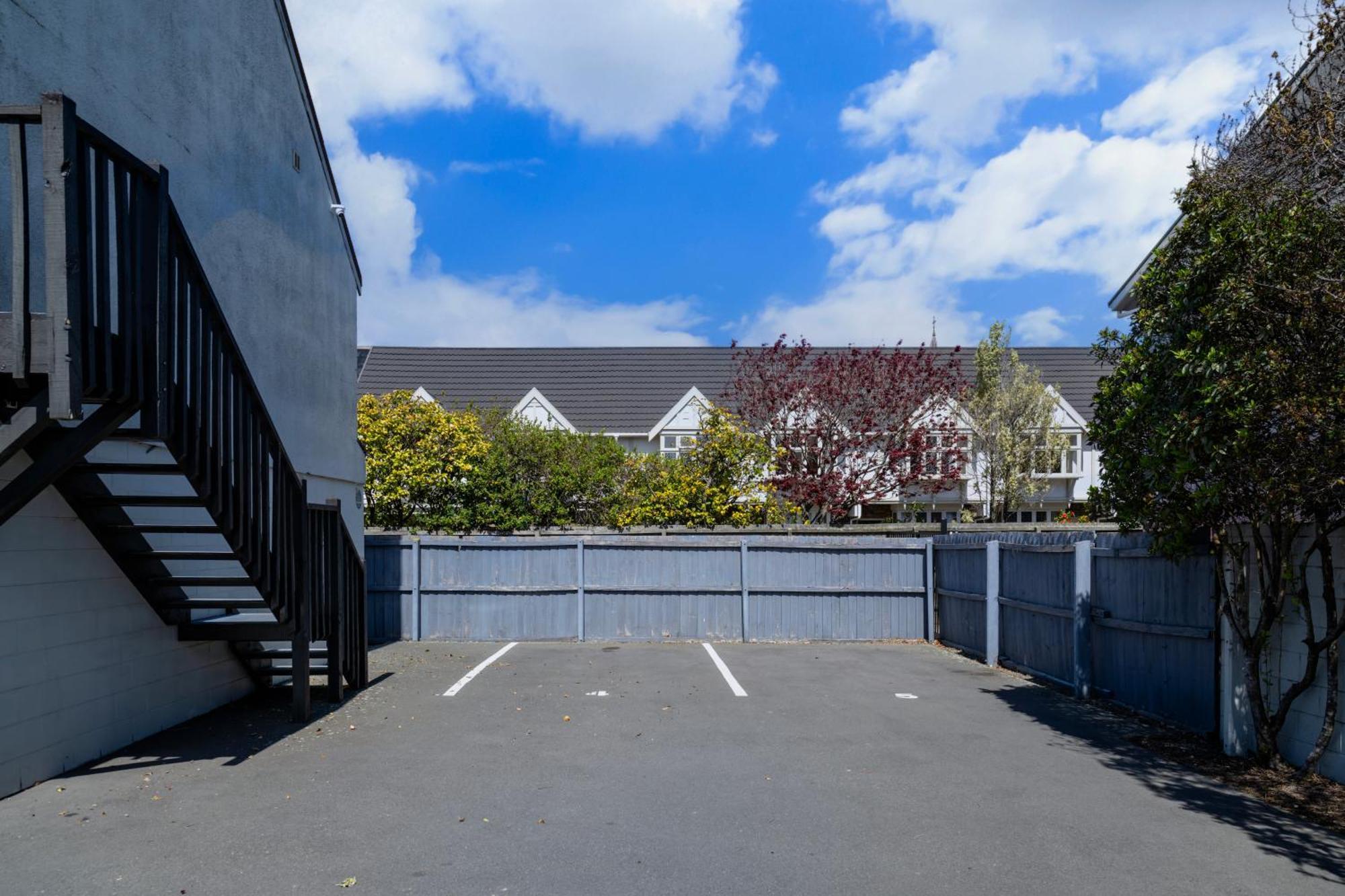 Merivale Court Motel & Apartments Christchurch Exterior photo