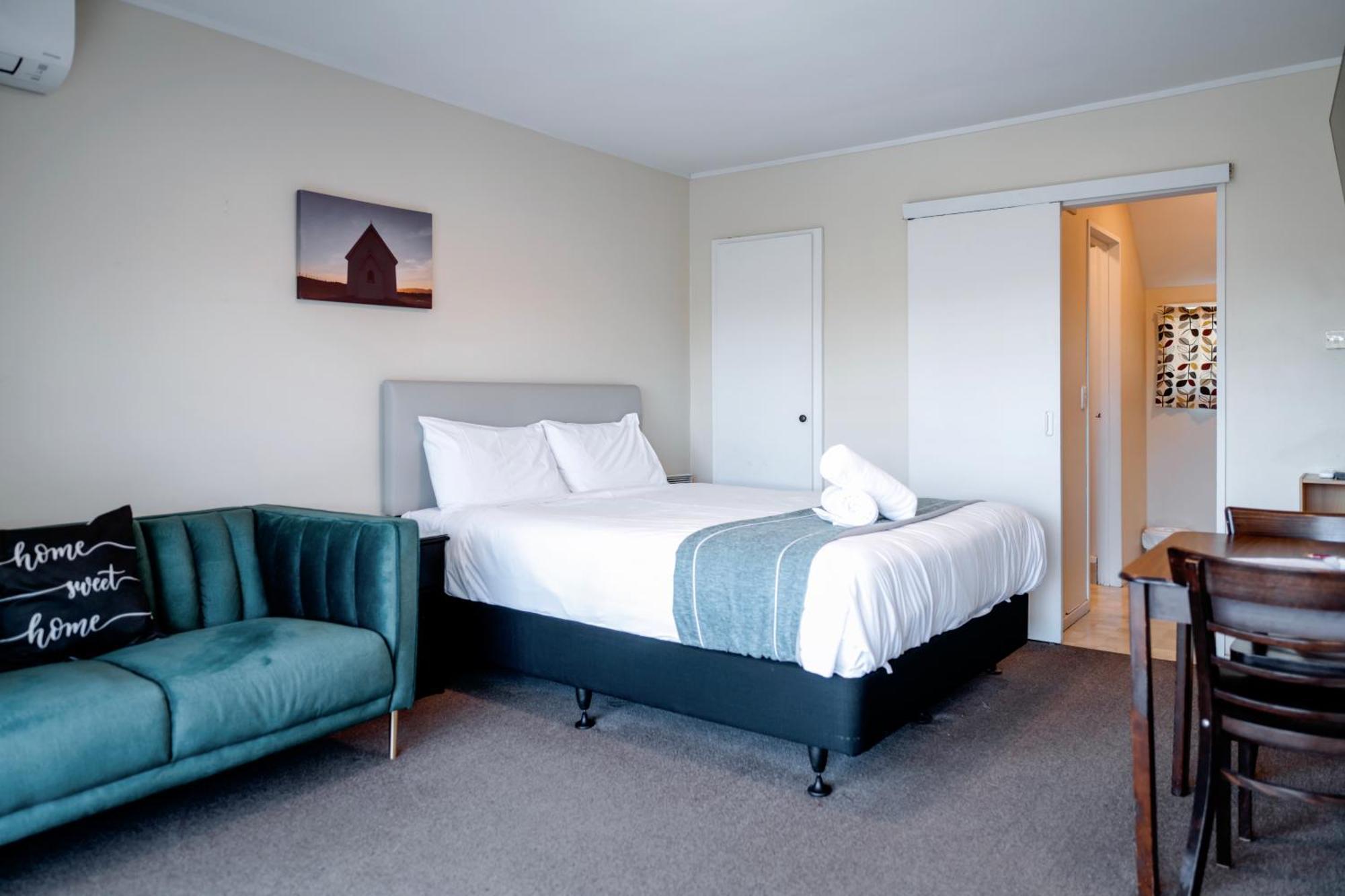Merivale Court Motel & Apartments Christchurch Exterior photo